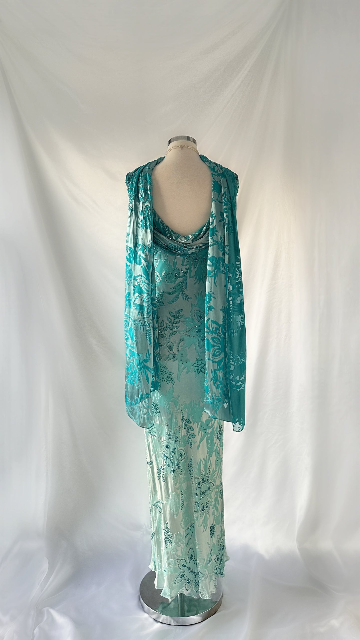 WINTER WONDERLAND SILK DEVORE OMBRÉ GOWN & SCARF SET