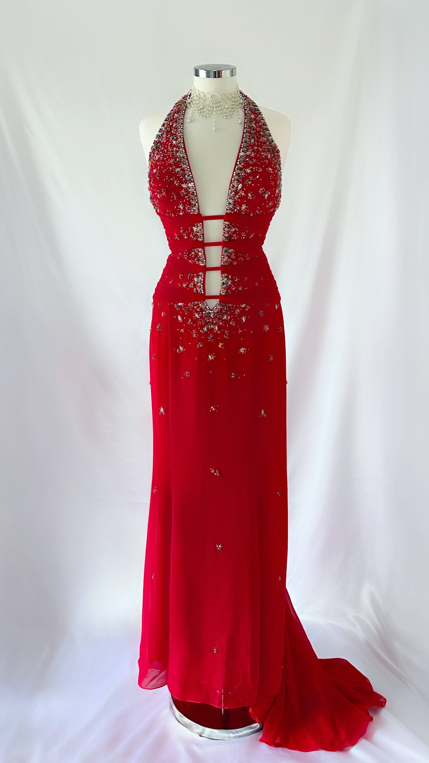 CHERRY VIXEN BACKLESS EMBELLISHED GOWN