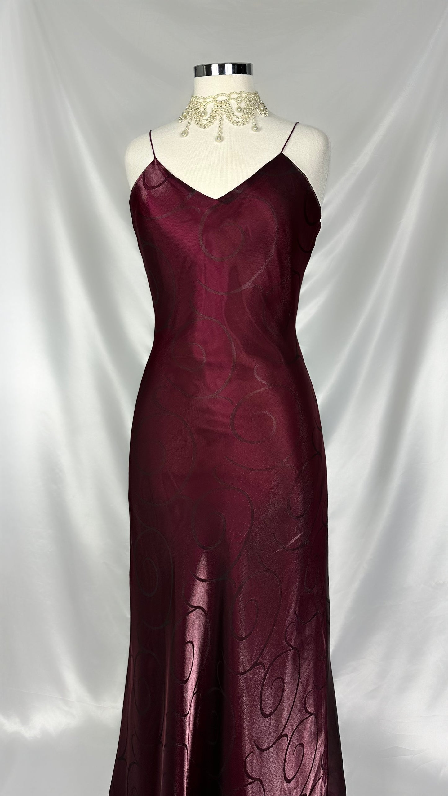 DEEP BURGUNDY SWIRL IRIDESCENT GOWN WITH MATCHING SCARF