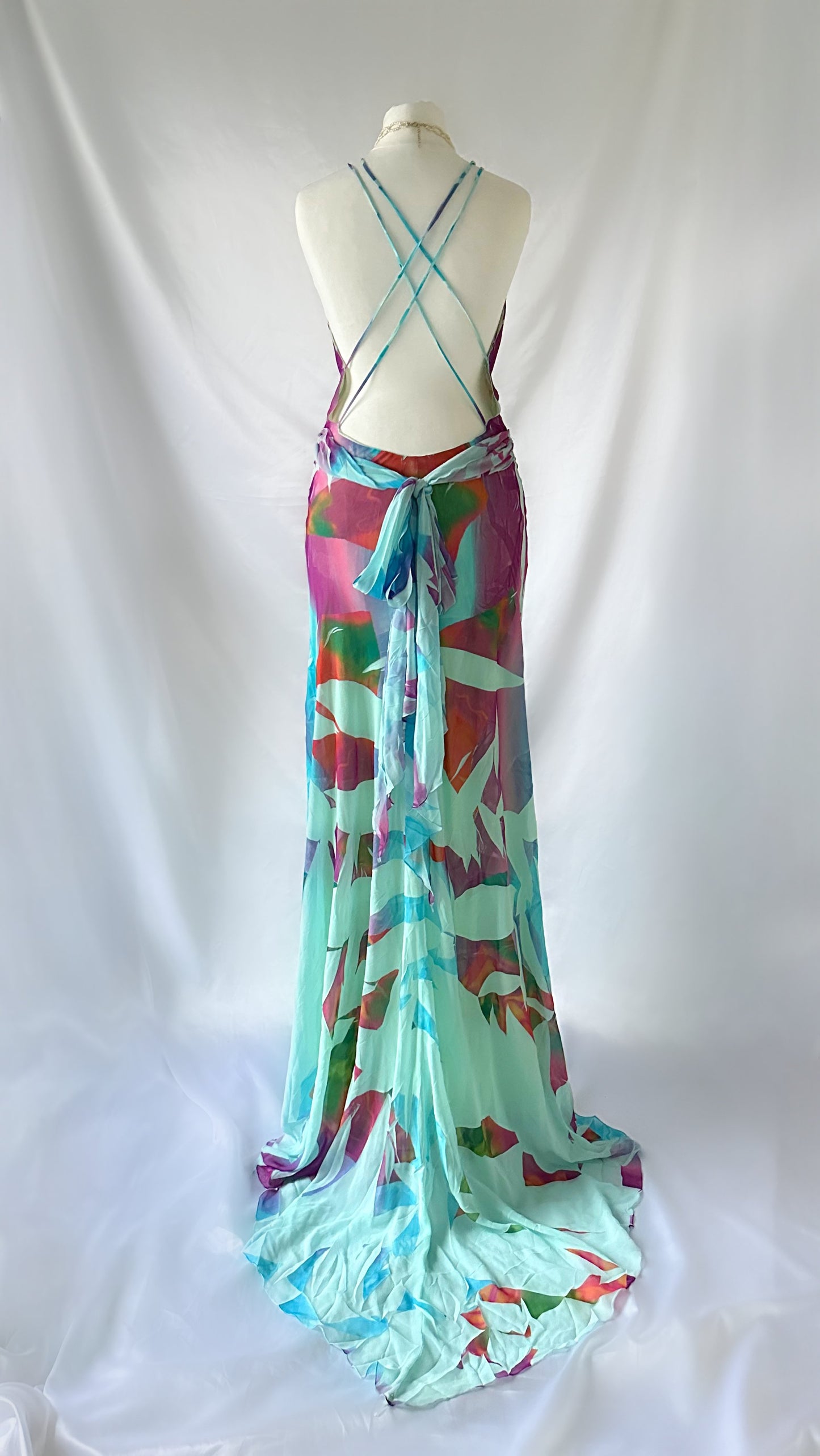 FROSTED TROPICAL GARDENS BACKLESS GOWN