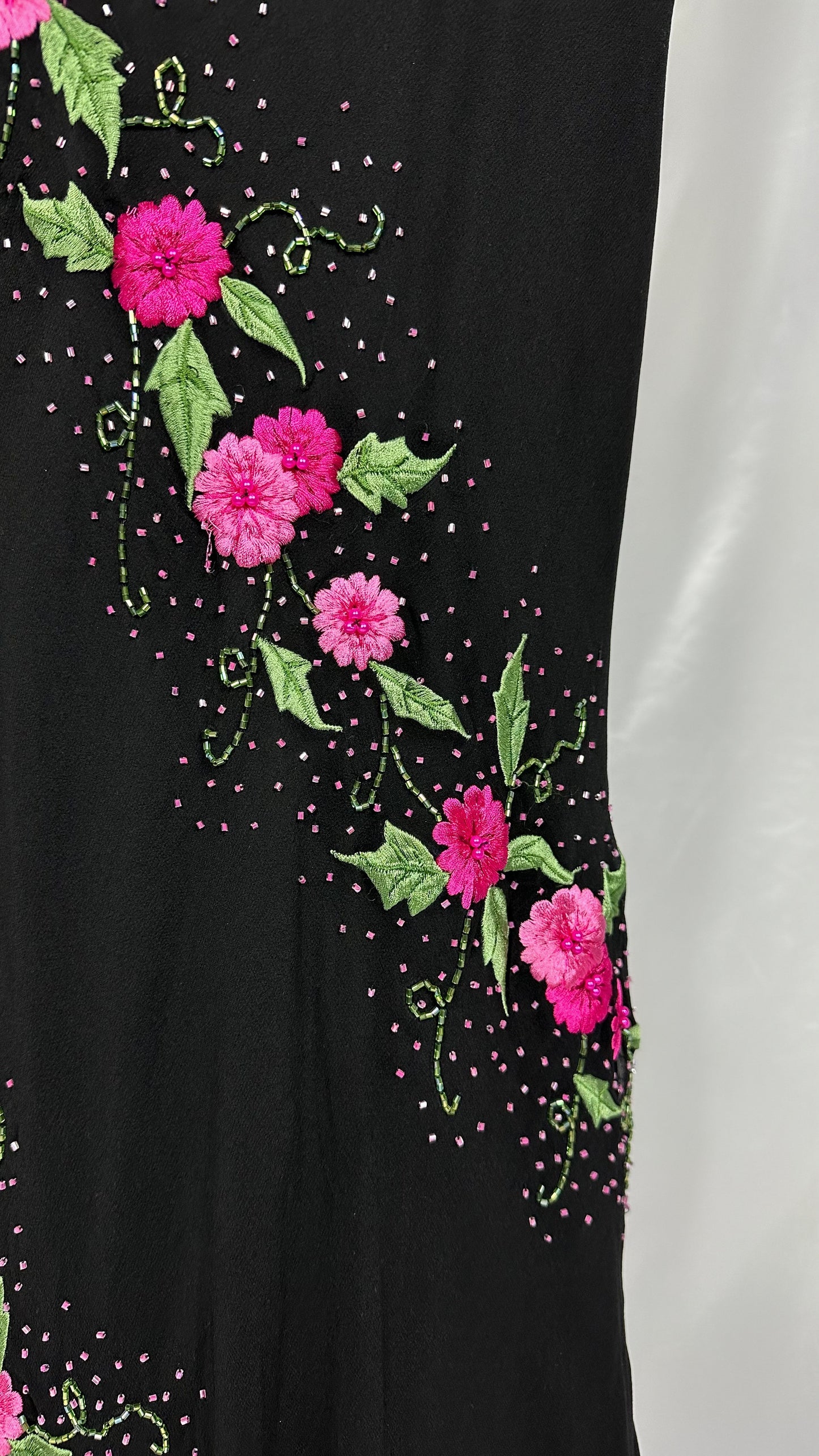 MIDNIGHT ROMANCE FLORAL BLACK SILK GOWN