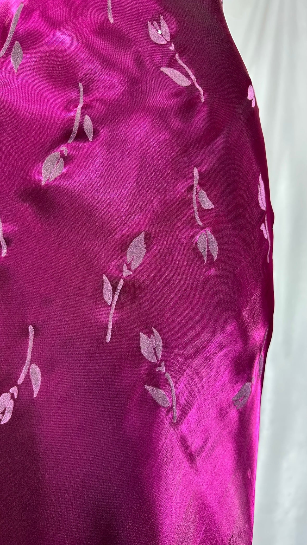 DARK FUCHSIA PINK IRIDESCENT FLOWER FALL MAXI DRESS