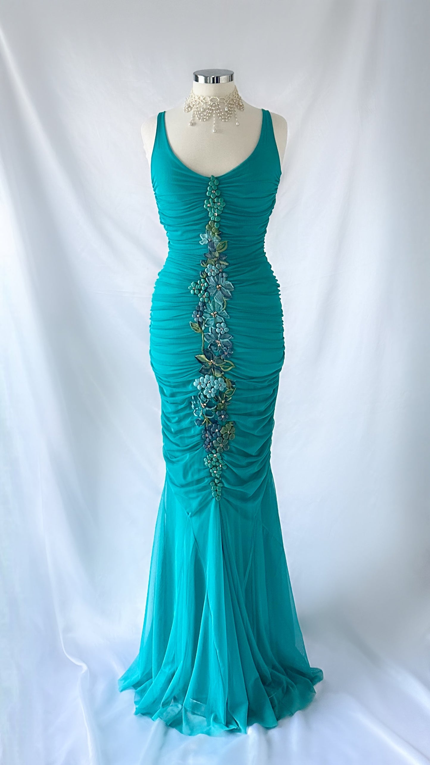 TURQUOISE GLAMOUR FISHTAIL GOWN BY EMA SAVAHL COUTURE