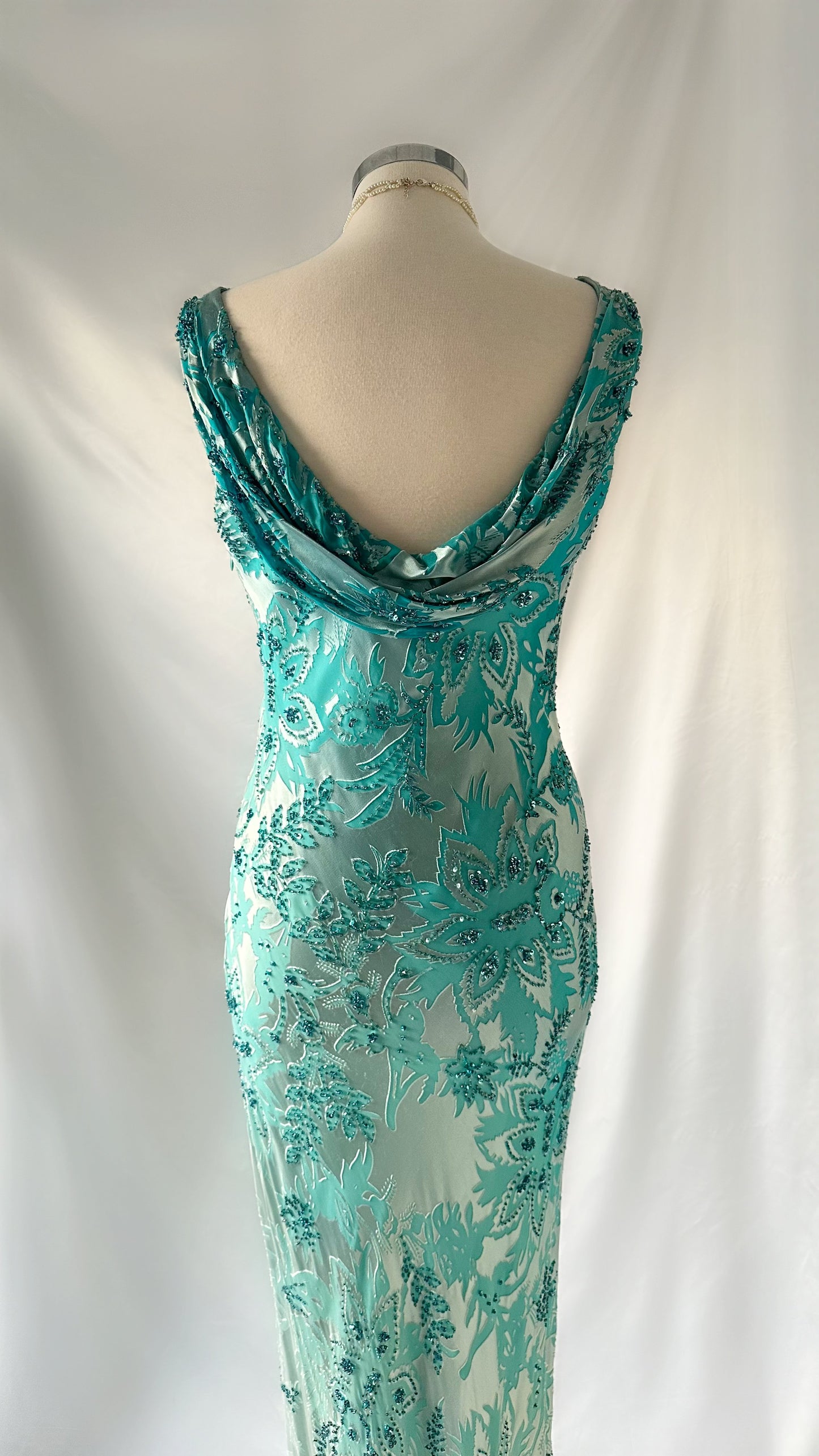 WINTER WONDERLAND SILK DEVORE OMBRÉ GOWN & SCARF SET