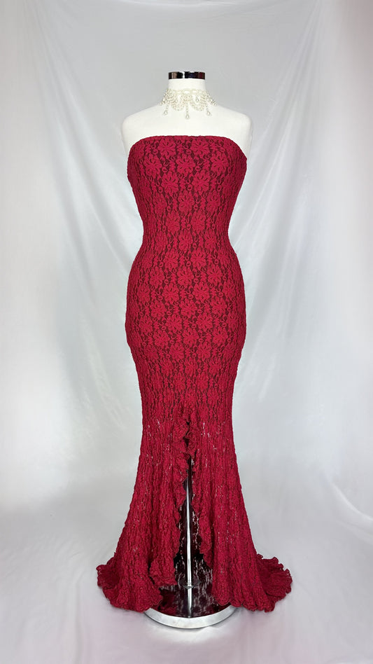 ROSE RED LACE STRAPLESS OPEN SPLIT FRONT MAXI DRESS