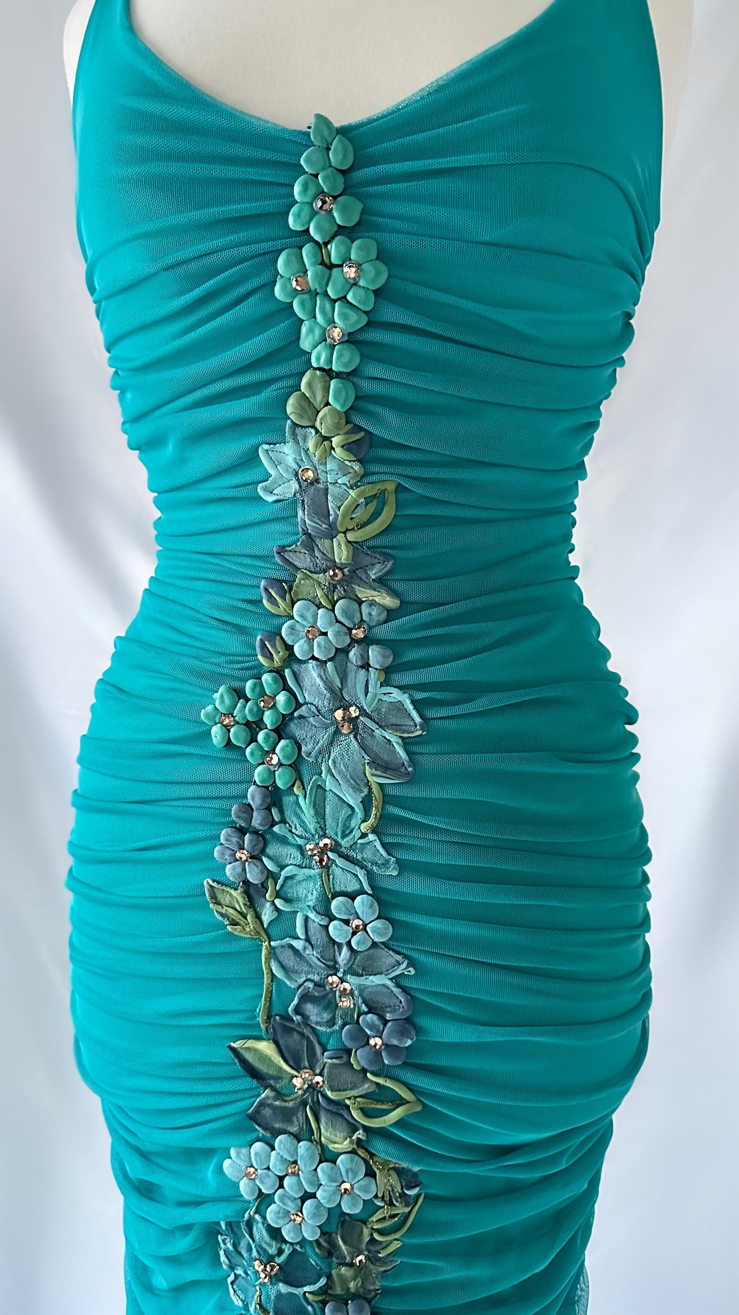 TURQUOISE GLAMOUR FISHTAIL GOWN BY EMA SAVAHL COUTURE